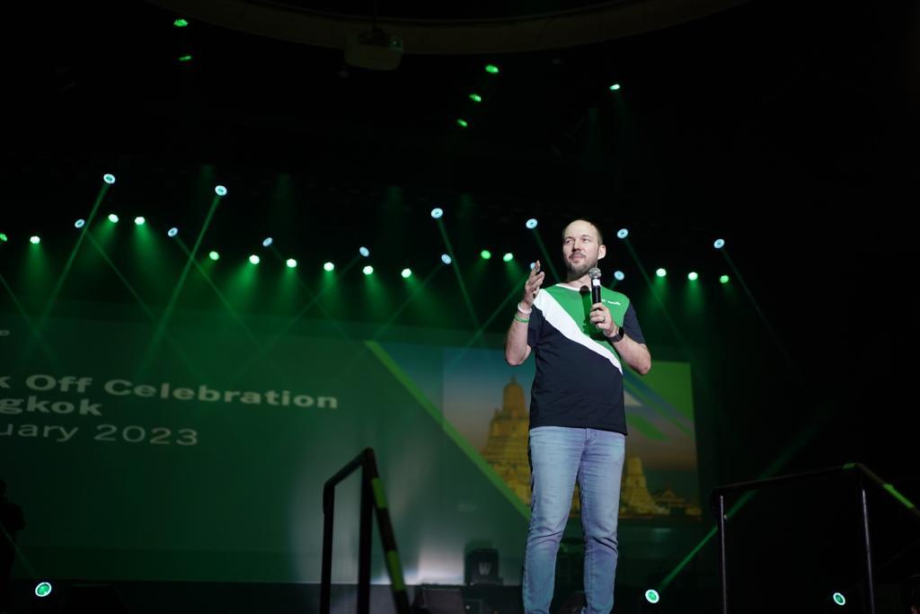 President & CEO of Manulife Indonesia, Ryan Charland. dok. ist. Manulife Indonesia Rayakan Pencapaian 2022 Melalui Agency Kick Off Bersama 700 Pemasar