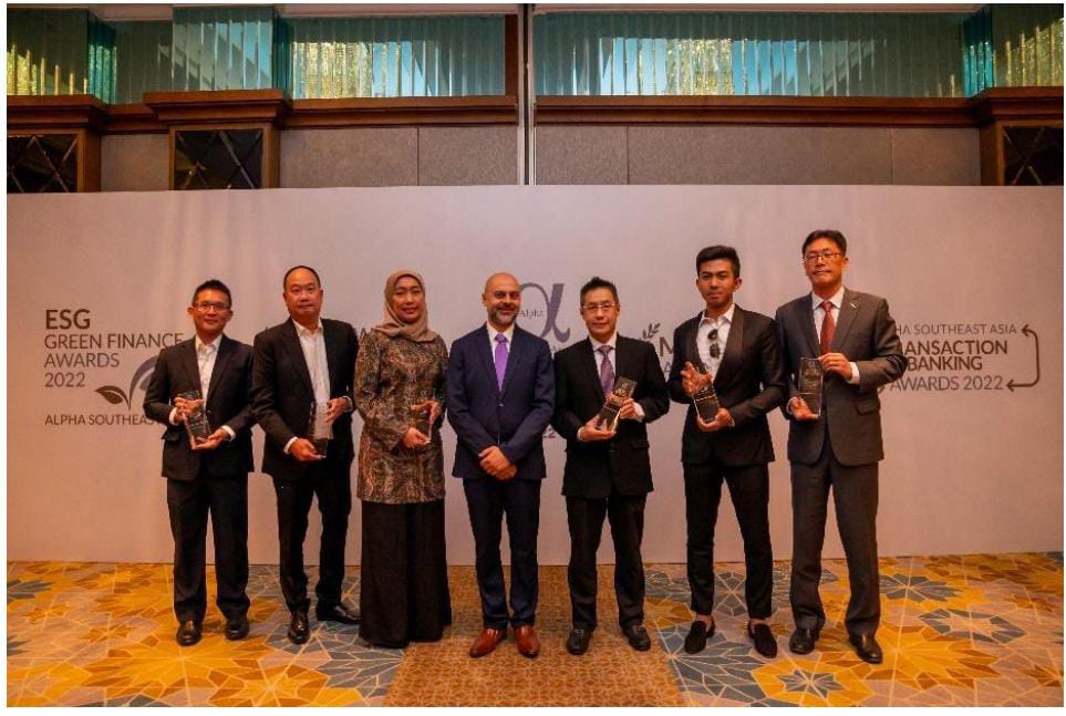 KISI Raih Penghargaan Sebagai Penjamin Pelaksana Emisi Sukuk Terbaik 2022