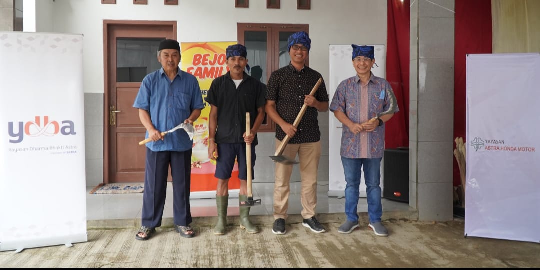 Yayasan Astra Honda Motor Donasikan Alat Pertanian Untuk Petani Binaan YDBA
