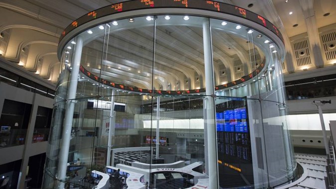 Indeks Nikkei Melonjak 1,56 persen