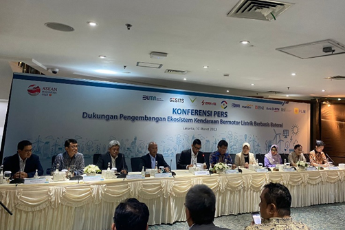 Percepat Terwujudnya Ekosistem Kendaraan Listrik, PLN Gandeng Volta Anak Usaha NFCX