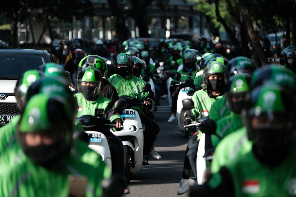 Lanjut! Softbank Kembali Buang 62,06 Juta Saham GoTo Gojek Tokopedia (GOTO)