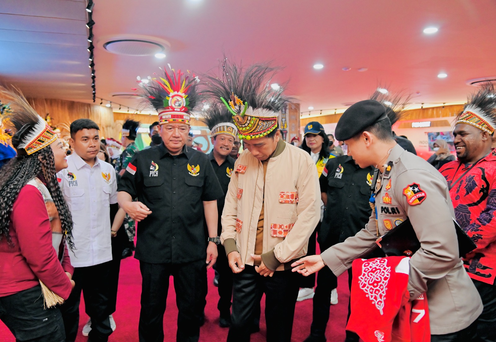Sebut Jalan Yang Sudah Dibangun, Presiden Yakinkan Papua Prioritas Pembangunan