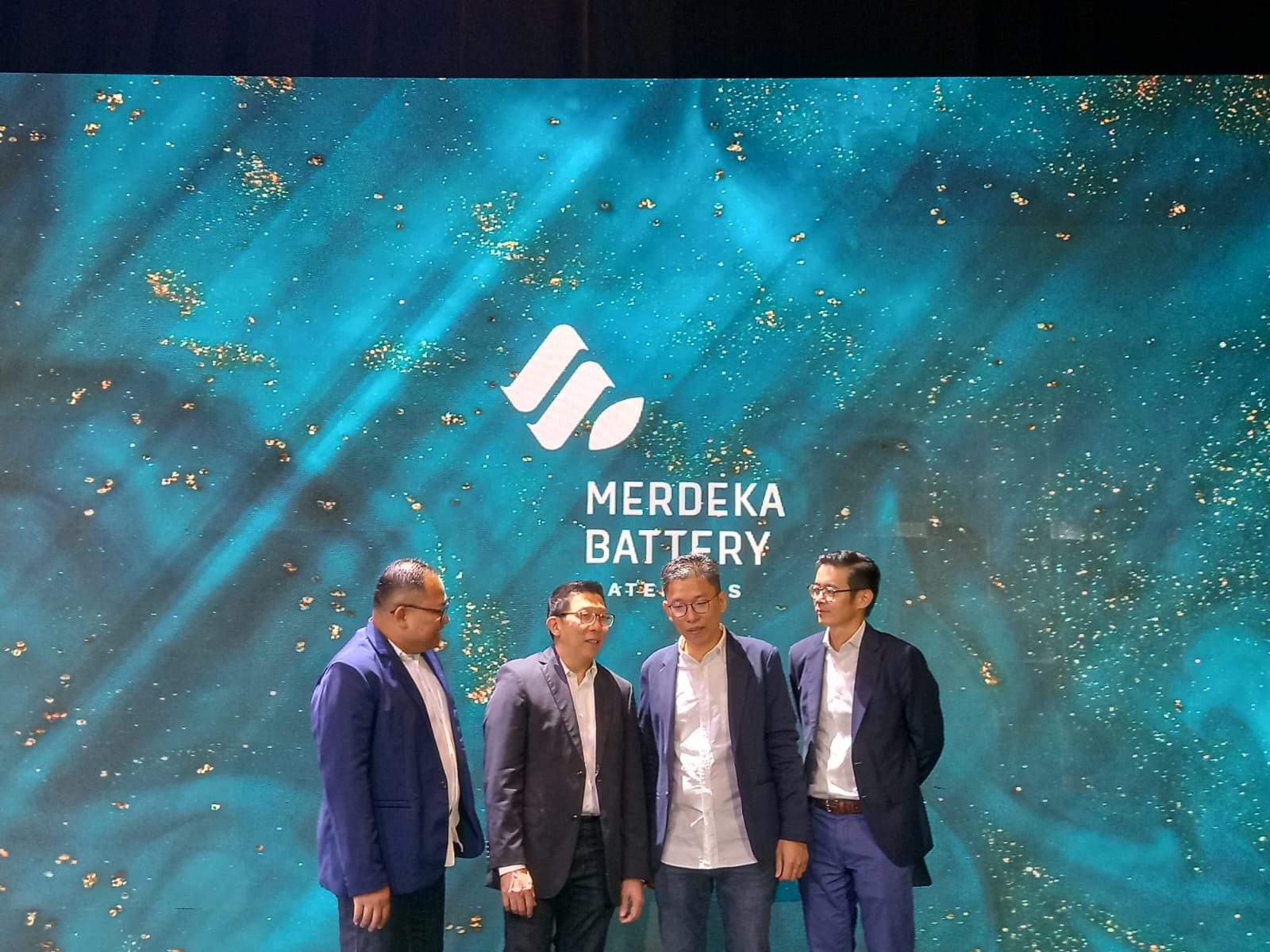 Pasca IPO Merdeka Battery (MBMA) Berencana Bangun 2 Pabrik HPAL, Investor Gigit Jari