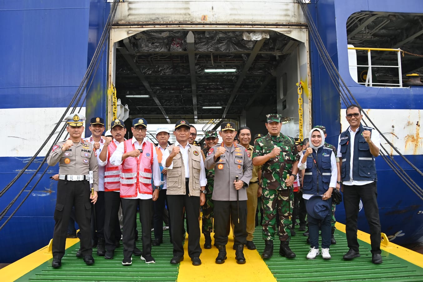 Menhub Pastikan Kesiapan Pelabuhan Merak dan Ciwandan Hadapi Lonjakan Pemudik