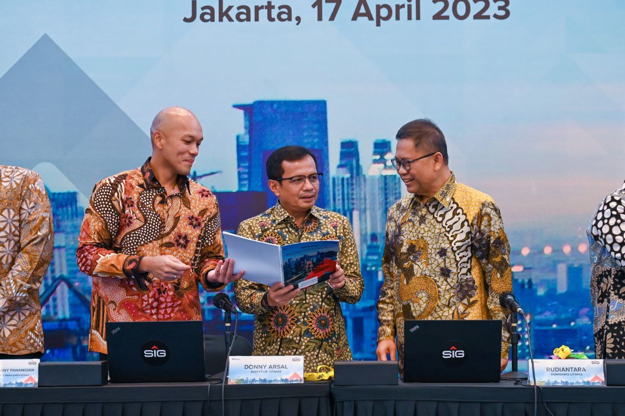 Pertahankan Kepemimpinan Pasar dan Kinerja Solid, SIG Bagikan Dividen Rp1,65 Triliun