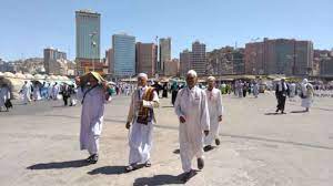 Jemaah Calon Haji Diminta Waspadai Cuaca Panas di Arab Saudi. dok. VIVA. Jemaah Calon Haji Diminta Waspadai Cuaca Panas di Arab Saudi, Awas Bahaya Dehidrasi