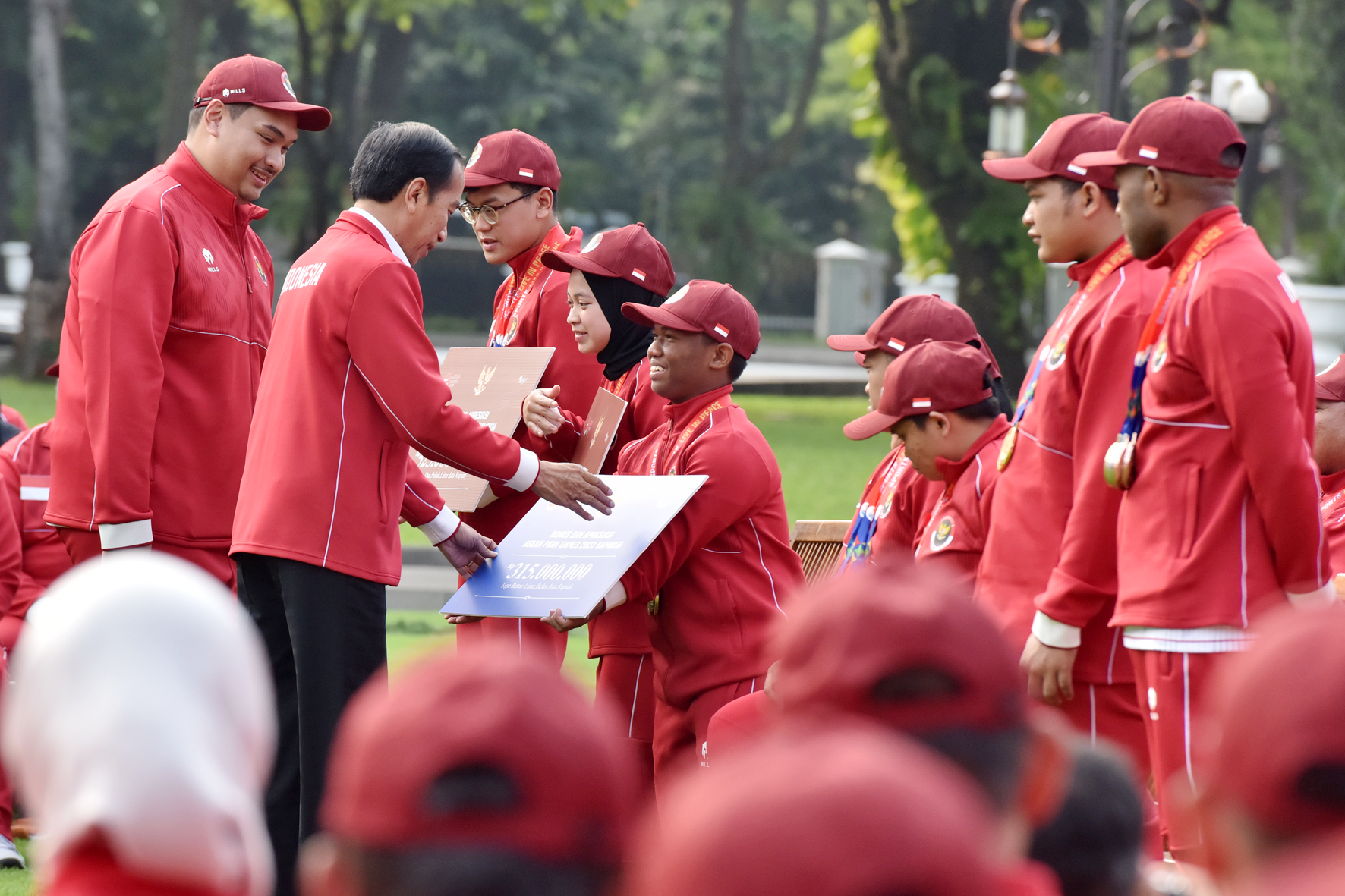 Bagi-Bagi Bonus, Pemerintah Rogoh Rp320,5 Miliar Untuk Kontingen Para Games 2023