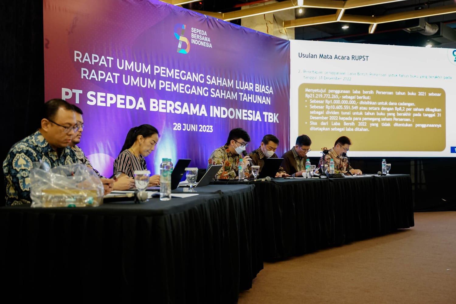 Rapat Umum Pemegang Saham Tahunan (RUPST) dan Rapat Umum Pemegang Saham Luar Biasa (RUPSLB) PT Sepeda Bersama Indonesia Tbk (BIKE) setujui pembagian dividen Tunai 50 Persen Laba Bersih 2022. dok. BIKE. ist. PT Sepeda Bersama Indonesia (BIKE) Bagikan Dividen Tunai 50 Persen Laba Bersih 2022