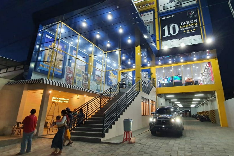 Aksi Perdana! Henry Budiono Serok 2,5 Juta Saham Damai Abadi (UFOE) Rp193-194 per Lembar