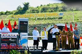 Presiden Joko Widodo meresmikan Tol Cileunyi-Sumedang-Dawuan (Cisumdawu), Selasa (11/7/2023). dok. Setpres RI. Resmikan Tol Cisumdawu, Presiden Banggakan Adanya Terowongan Kembar 472 Meter