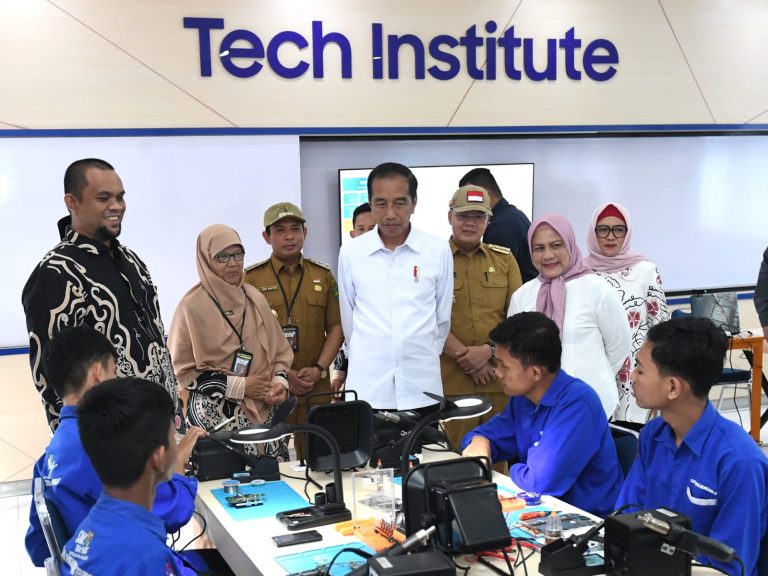 Presiden Apresiasi Kebijakan 'Link and Match' SMK dan Dunia Industri