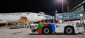 Ilustrasi jasa layanan PT Jasa Angkasa Semesta (JAS Airport Services). dok. Jasa Angkasa Semesta. Musim Haji 2023, JAS Airport Services Tangani 249 Penerbangan