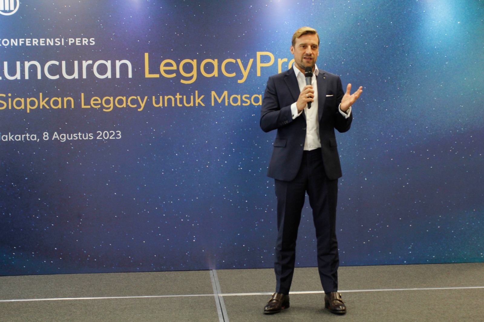 Alexander Grenz, Country Manager & Direktur Utama Allianz Life Indonesia dalam sambutannya pada acara Konferensi Pers dan Peluncuran LegacyPro, mengatakan bahwa Allianz Indonesia ingin melindungi masa depan lebih banyak masyarakat Indonesia.dok. ist. Siapkan Masa Depan Keluarga, Allianz Indonesia Perkenalkan LegacyPro untuk Manfaat Warisan