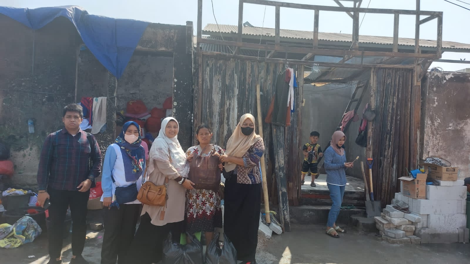 BPJS Ketenagakerjaan Jakarta Pluit Bantu Ringankan Korban Kebakaran