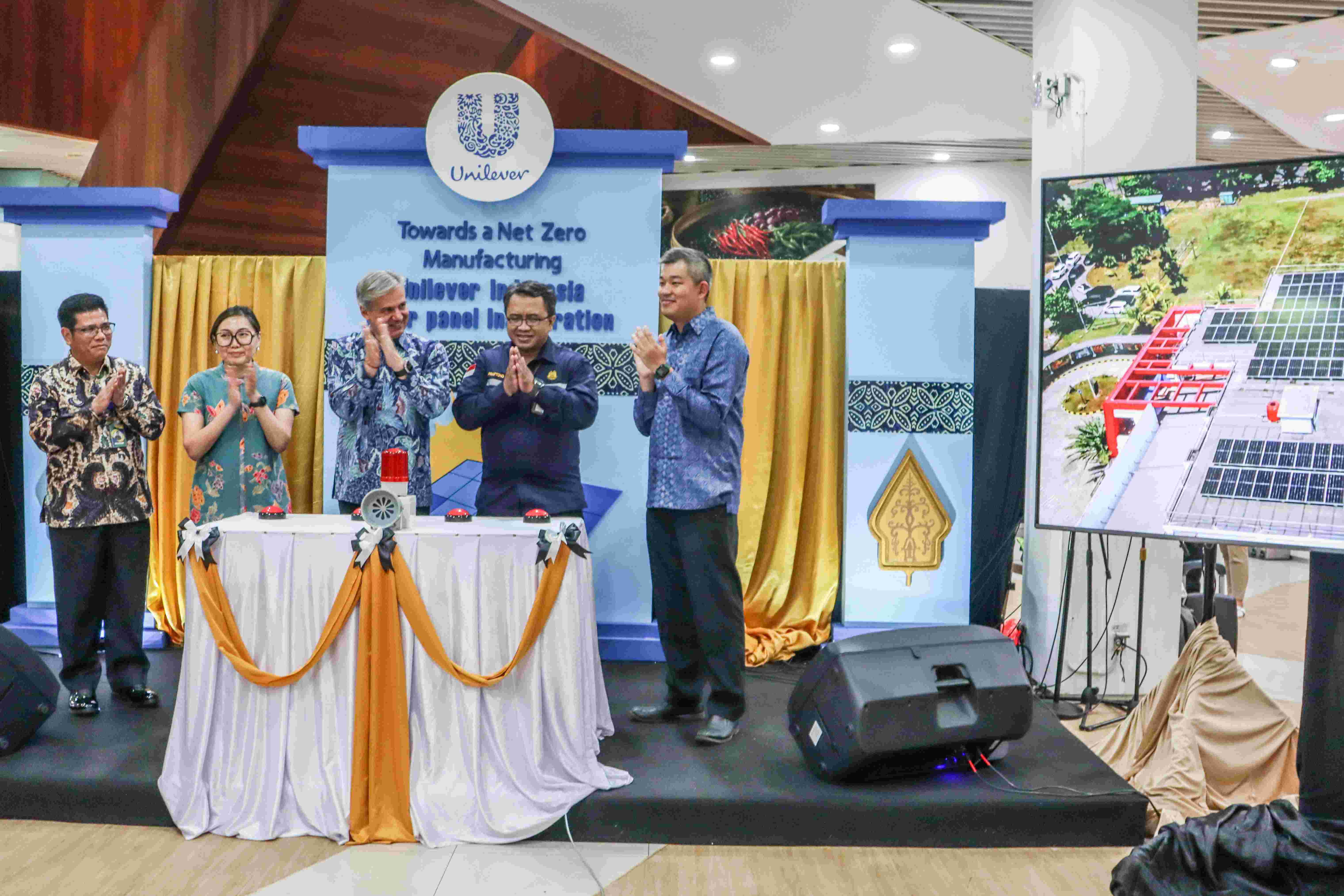 Bangun Panel Surya di Pabriknya di Cikarang, Unilever Tekan Emisi 1.500 Ton CO2 Setahun