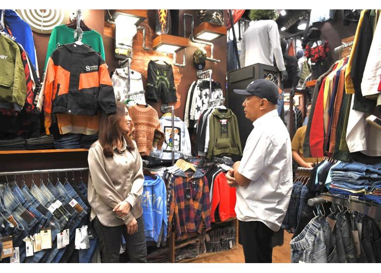 Pasar Tanah Abang Sepi, Menkop UKM Ingin Ada Pengaturan Platform Digital