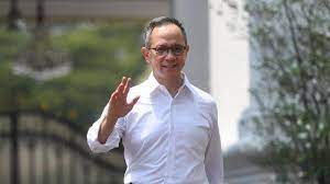Ketua Dewan Komisioner Otoritas Jasa Keuangan (OJK) Mahendra Siregar. dok. Tribunnews. Dukungan Pembiayaan Transisi Energi, OJK Targetkan Revisi Taksonomi Rampung Tahun Ini