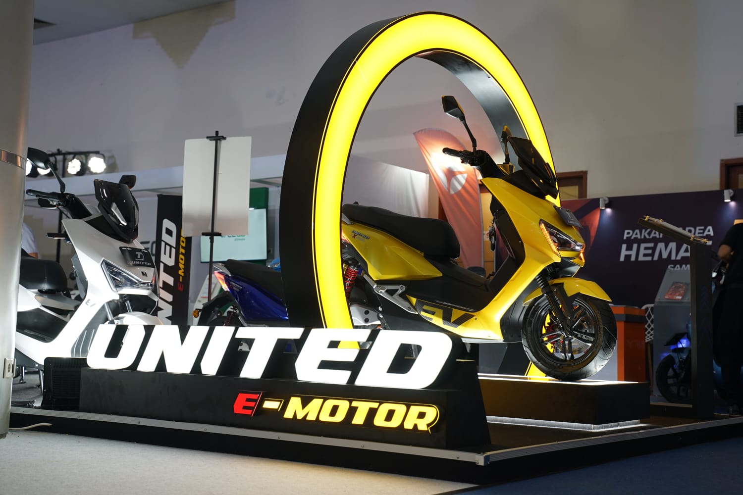 PT Terang Dunia Internusa, produsen motor listrik asli Indonesia, United E-Motor, telah merilis empat tipe motor listrik dengan spesifikasi yang dapat disesuaikan dengan kebutuhan masyarakat Indonesia: yaitu tipe T1800, TX1800, TX3000 dan MX1200. dok. ist. United E-Motor Tetap Prima, Begini Cara Perawatannya