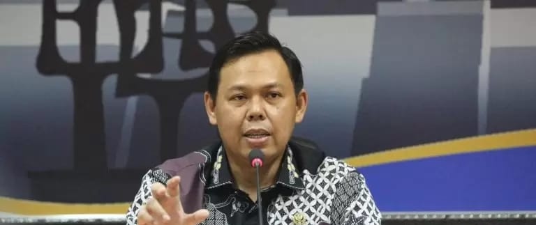 Wakil Ketua Dewan Perwakilan Daerah (DPD) RI, Sultan B Najamudin. dok. DPD RI. Luhut Wacanakan Kenaikan Pajak Kendaraan Bermotor Wakil Ketua DPD Singgung Green Inflation