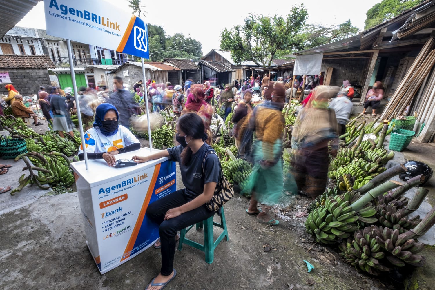 Berkembang dan Pro Rakyat, Holding Ultra Mikro BRI Sukses Naikkelaskan 1,2 Juta Nasabah
