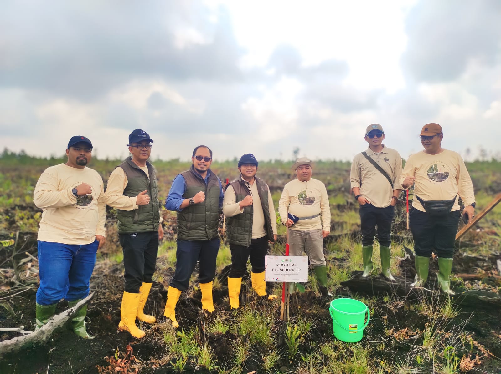 PT Medco Energi Internasional Tbk (MedcoEnergi) melalui anak usahanya PT Medco E & P Indonesia dan Medco Energi Grissik Ltd, berpartisipasi dalam pelestarian lingkungan hidup melalui program rehabilitasi Daerah Aliran Sungai (DAS) di wilayah Sumatera Selatan. dok. MEDC. Rehabilitasi DAS di Sumsel, MedcoEnergi (MEDC) Sudah Tanam 1,39 Juta Pohon
