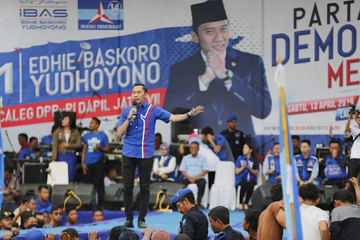 Edhie Baskoro Yudhoyono di depan massa. dok. edhiebaskoro.com. Inilah Sosok Peraih Suara Terbanyak Pileg DPR RI 2024
