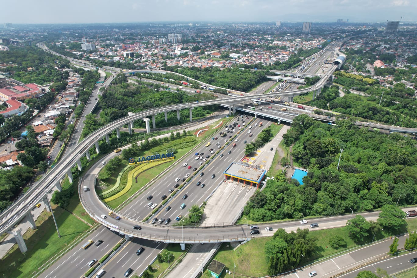 LHR Sentuh 3,5 Juta Kendaraan per Hari, Ini 3 Fokus JSMR 2024