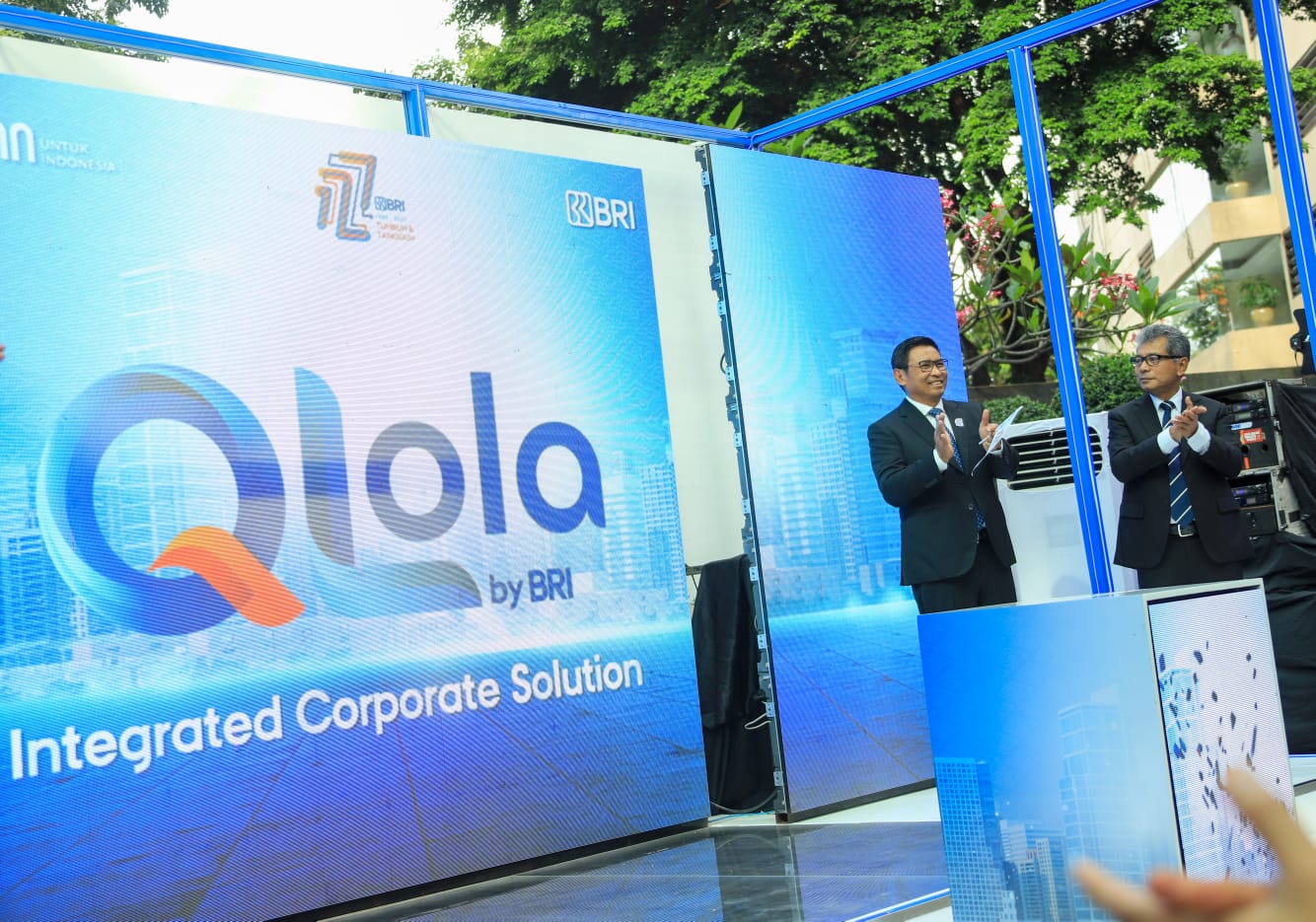 Direktur Bisnis Wholesale dan Kelembagaan BRI Agus Noorsanto (((kiri) bersama Dirut BRI Sunarso. dok. BRI. Melesat, Volume Transaksi Cash Management di Qlola by BRI Rp6.788T
