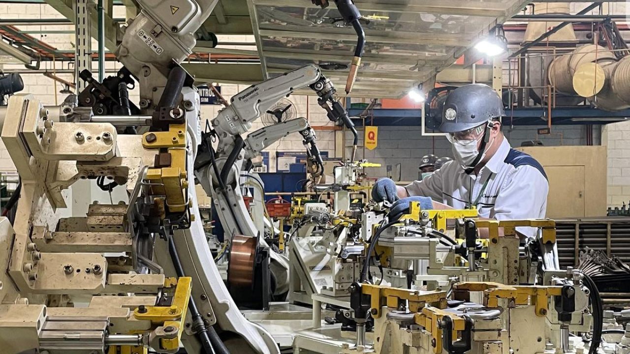 Agresif! Komisaris Ini Jala 500 Ribu Saham DRMA Rp1.085 per Lembar