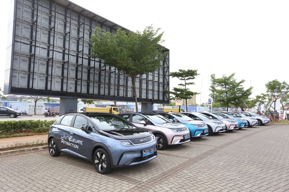 Kerja Sama PLN-BYD Sediakan 10 Ribu Mobil Listrik Operasional