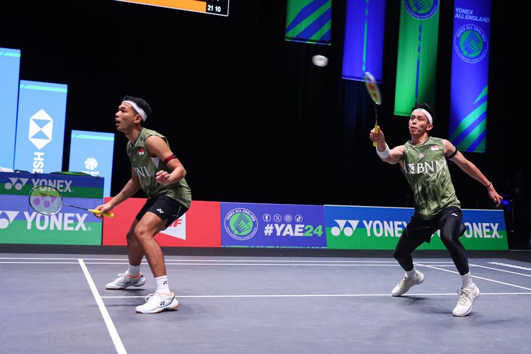 Fajar Alfian/Muhammad Rian Ardianto saat bertanding pada babak 32 besar All England 2024 di Utilita Arena Birmingham, Inggris, Kamis (14/3/2024). Dok. PBSI All England 2024: Tiga Wakil Indonesia ke Final, Pastikan Satu Juara