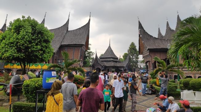 Perputaran Ekonomi Sektor Parekraf Lebaran 2024 Capai Rp369,8 Triliun!