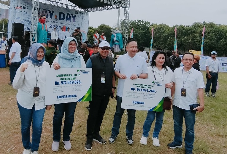 May Day 2024, BPJS Ketenagakerjaan Pluit Serahkan Santunan Rp974 Juta