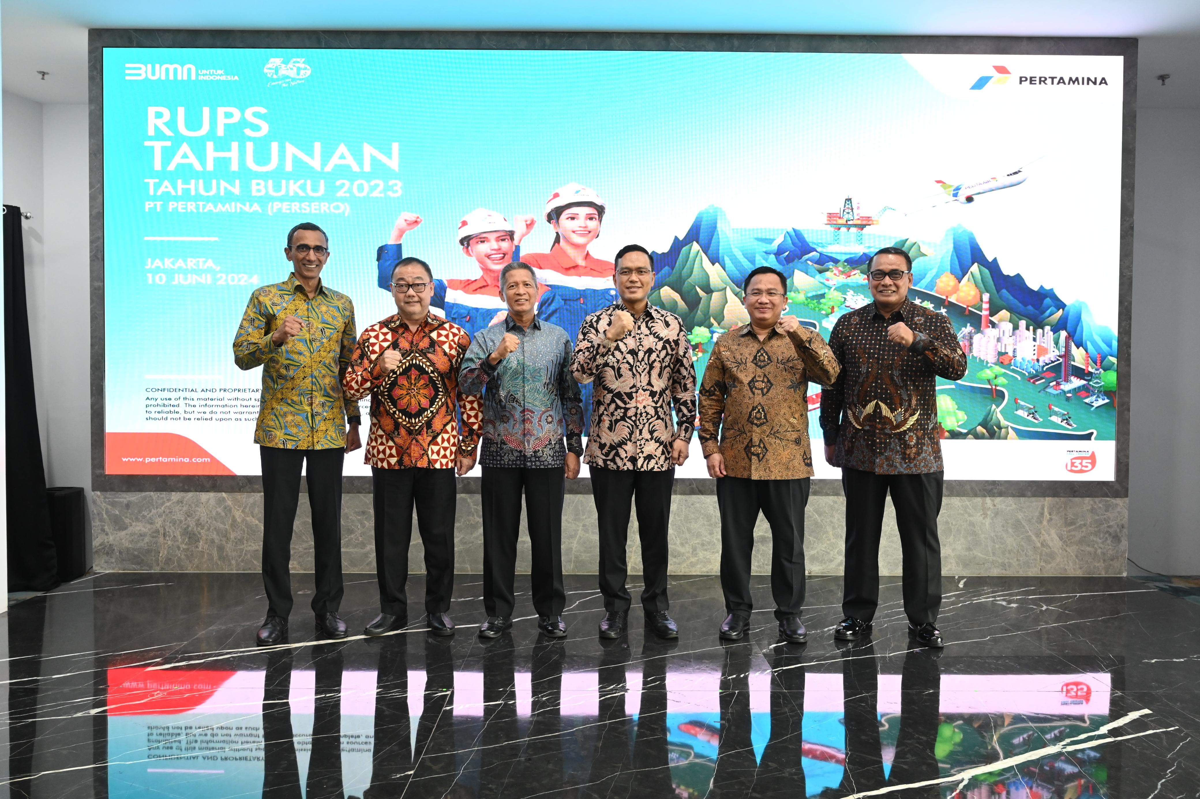 Rapat Umum Pemegang Saham (RUPS) Tahunan 2023 PT Pertamina (Persero), di Kementerian BUMN, Senin (10/6/2024), mengangkat Komisaris Utama sekaligus merangkap sebagai Komisaris Independen Simon Aloysius Mantiri. dok. Pertamina. Politikus dan Pengusaha Tambang Ini Diangkat jadi Komut Pertamina
