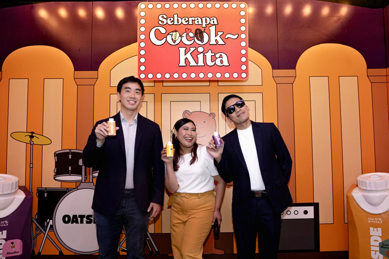 OATSIDE Luncurkan Produk Kopi Susu Baru yang di lumcurkan Bersama Duo “DesBoi” OATSIDE Luncurkan Produk Kopi Susu Baru Bersama Duo “DesBoi” di PRJ