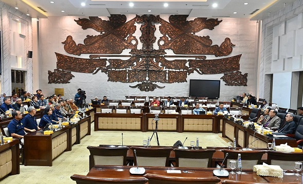 Rapat Pemerintah-Komisi XI mencatat pentingnya monitoring dan evaluasi secara berkala terhadap BUMN penerima Penyertaan Modal Negara (PMN) untuk tetap menjaga tata kelola yang baik Pemerintah-DPR Sepakat Monitor dan Evaluasi BUMN Penerima PMN