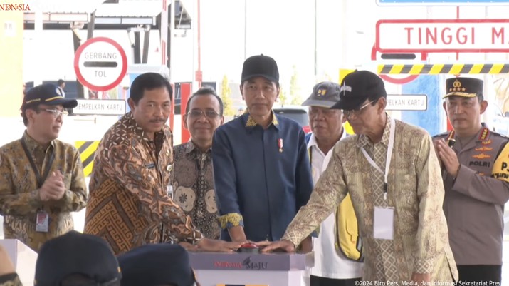 Presiden Resmikan Tol Solo-Yogyakarta Seksi I, Telan Biaya Rp5,6T