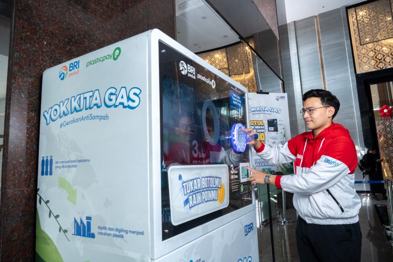 BRI menyelenggarakan beberapa kegiatan guna mendorong pengelolaan sampah terpadu dengan menerapkan prinsip sistematis, menyeluruh, berkesinambungan serta mengutamakan pemberdayaan. BRI Hadirkan Pelatihan Pengelolaan Sampah di Lingkungan Mandalika