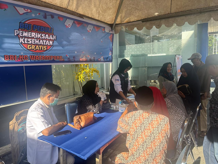 Melalui BRI Peduli pada 1-2 Oktober 2024, sebanyak 13.200 orang mendapatkan layanan kesehatan gratis yang tersebar di berbagai wilayah di Tanah Air. dok. BRI. BRI Peduli, 13.200 Orang dapat Layanan Kesehatan Gratis di Tanah Air