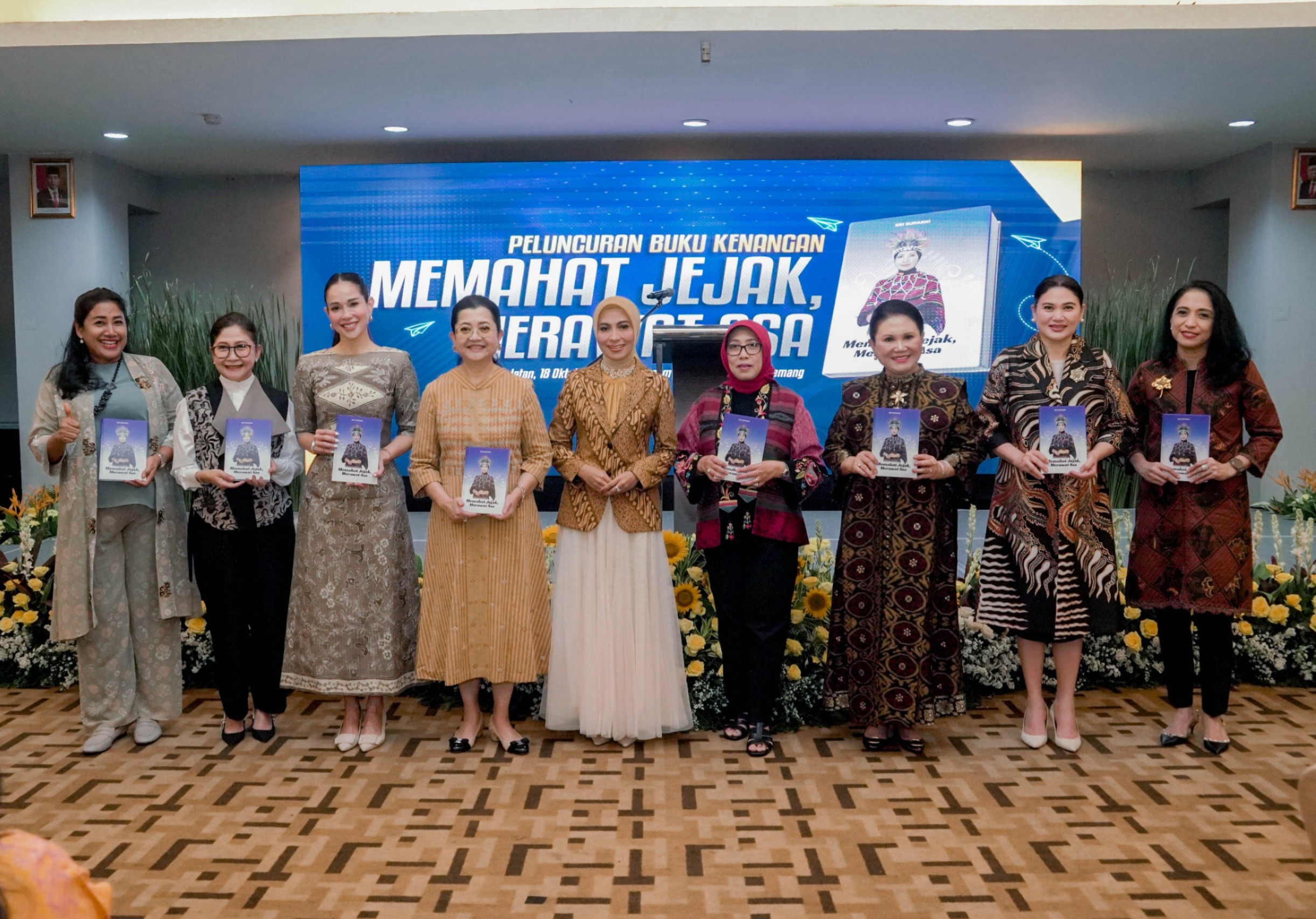 Peluncuran Buku Kenangan Istri Bahlil, Memahat Jejak, Merawat Asa