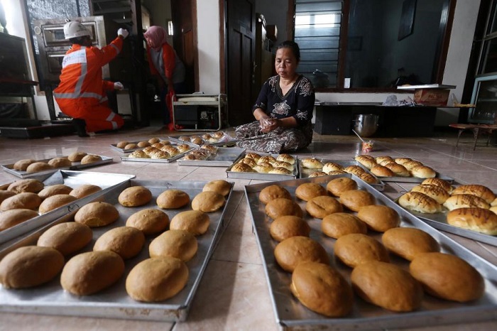 Dirjen IKMA Reni Yanita menuturkan, saat ini IKM mamin masih banyak yang belum memenuhi standar GMP (Good Manufacturing Practices) atau Cara Produksi Pangan Olahan yang Baik (CPPOB). Masih Banyak IKM Mamin Yang Belum Penuhi Standar GMP