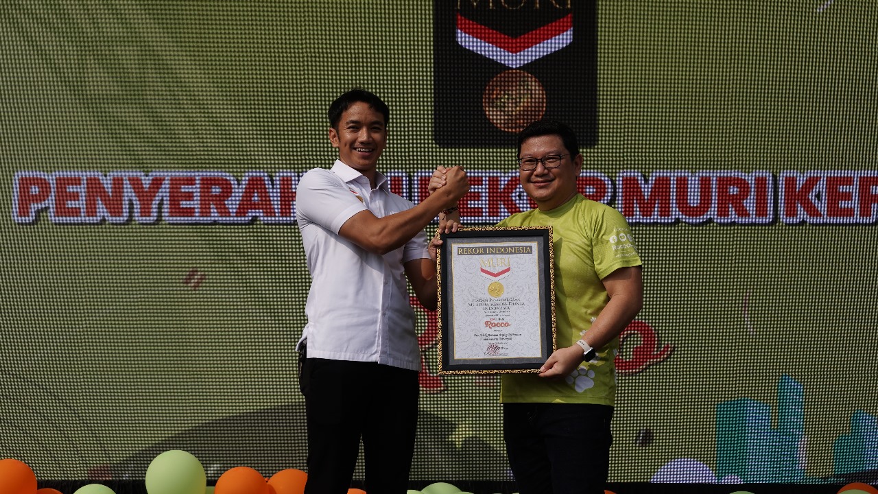 Penerimaan MURI Rocco's Bark Day Fun Run. DOK/ISTIMEWA Rocco’s Bark Day Fun Run Bersama Anabul Pecahkan Rekor MURI