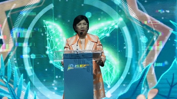 Indonesia Sharia Economic Festival (ISEF) yang ditutup Deputi Gubernur Senior Bank Indonesia, Destry Damayanti pada 3 November kemarin berhasil mencatatkan transaksi bisnis senilai hampir Rp2 triliun ISEF 2024 Berhasil Bukukan Transaksi Bisnis Hampir Rp2 Triliun
