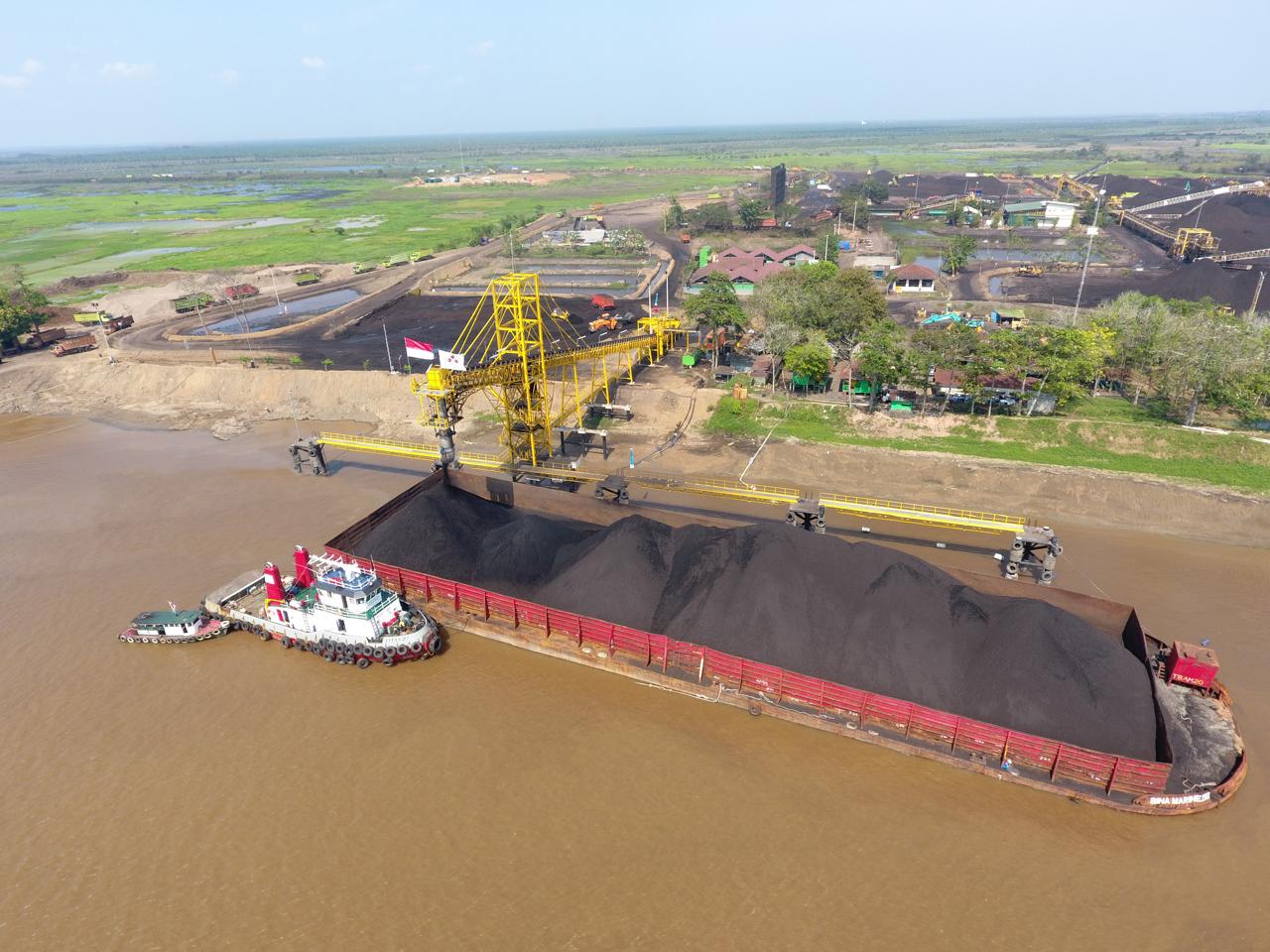 PT Titan Infra Sejahtera (TIS). Perusahaan penyedia jasa infrastruktur yang beroperasi di Sumatera Selatan ini, berencana melakukan Initial Public Offering (IPO) atau penawaran saham perdana pada 2025. Rencananya, TIS akan melepas 10 persen sahamnya ke publik. Dok. TIN. Titan Infra Sejahtera Siap IPO 2025, Lepas Saham 10 Persen