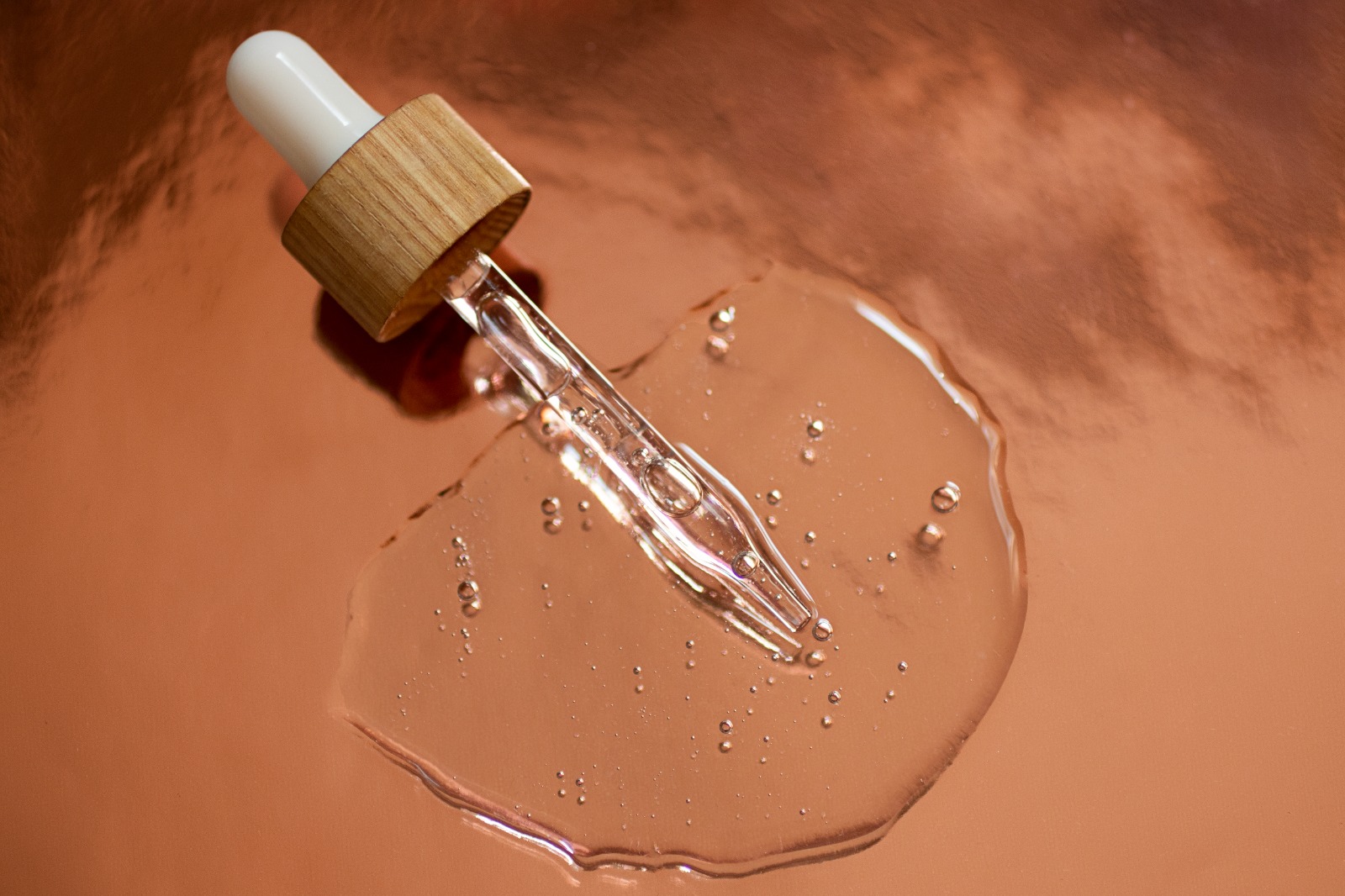 Serum retinol adalah produk perawatan kulit yang populer, terutama bagi kamu, kalangan wajah berjerawat. dok. Ist. 5 Rekomendasi Serum Retinol Terbaik untuk Merawat Kulit