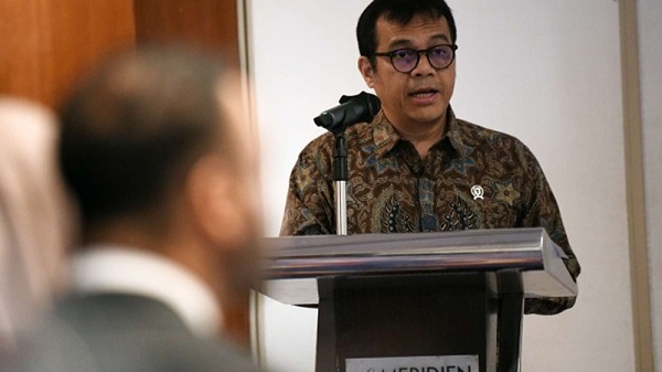 Wamenkomdigi Nezar Patria menegaskan, pemerintah membuka ruang bagi seluruh pemangku kepentingan untuk berkontribusi dalam penyusunan regulasi AI Kominfo Undang Keterlibatan Stakeholder dalam Penyusunan Regulasi AI