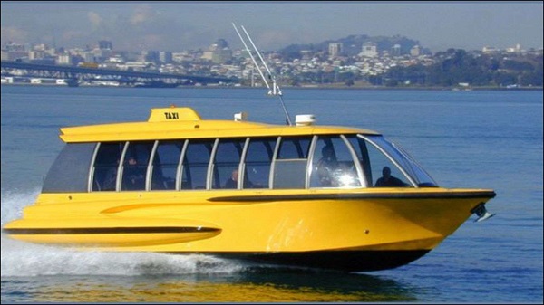 Menhub dan Menteri Periwisata membahas pengembangan pariwisata tanah air, seperti rencana pengoperasian water taxi dan sea plane di sejumlah wilayah. Disiapkan Water Taxi Untuk Permudah Akses ke Tujuan Wisata di Bali
