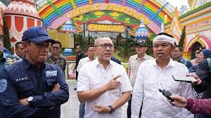 Zulhas Pimpin Penyegelan 4 Perusahaan Perusak Lingkungan di Bogor