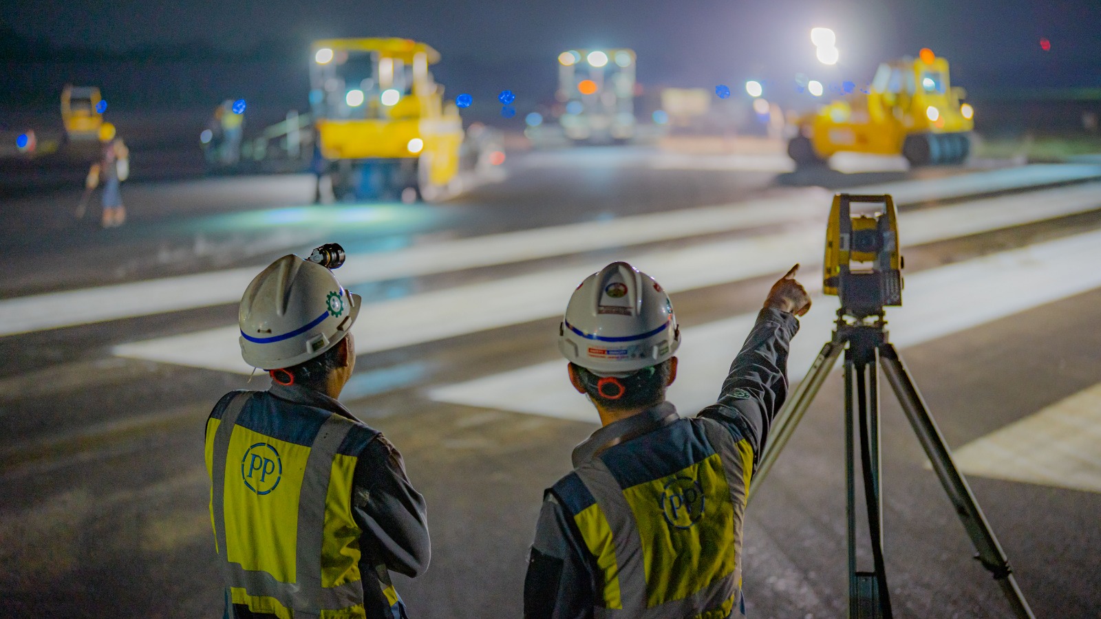 Persiapkan Infrastruktur Hari Raya Idul Fitri 2025, PTPP Rampungkan 83,98% Pekerjaan Overlay Runway Selatan Bandara Internasional Soekarno-Hatta. DOK/PTPP PTPP Rampungkan 83,98% Pekerjaan Overlay Runway Selatan Bandara Soetta